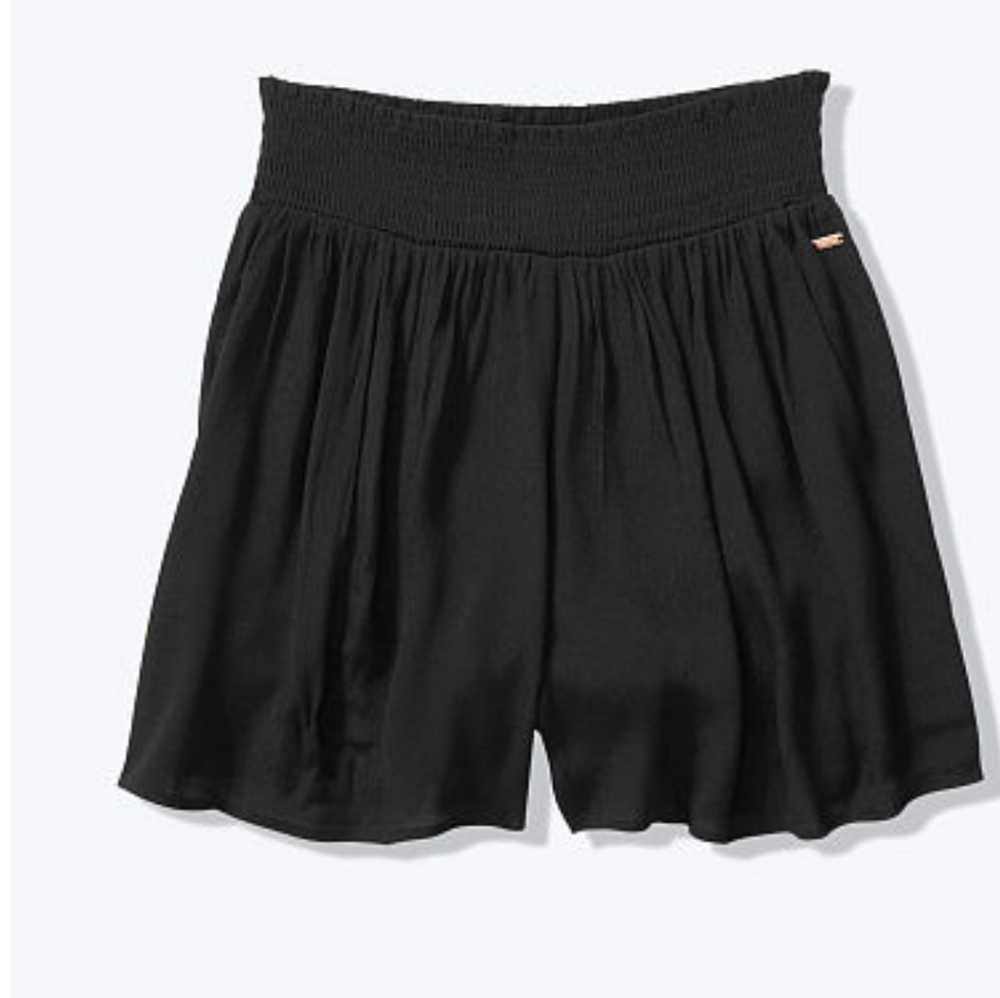 Pink vs shorts nwt